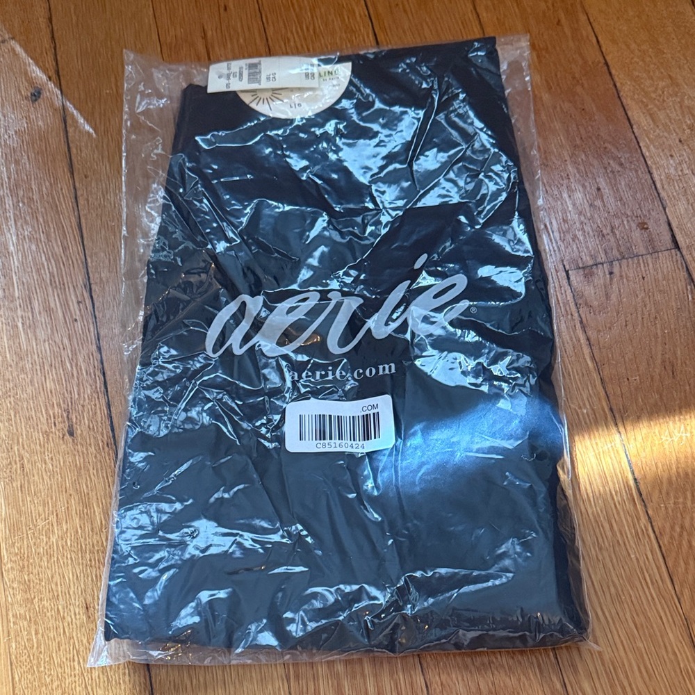 OFFLINE by Aerie Real Me XTRA 7” Bike Short
